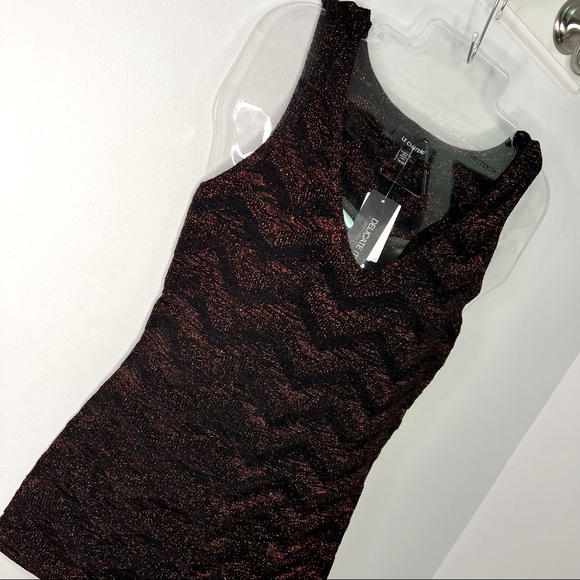 NEW Le Chateau Black & Metallic Red Zigzag Knit Tank Top Women’s Size XS - Picture 7 of 9